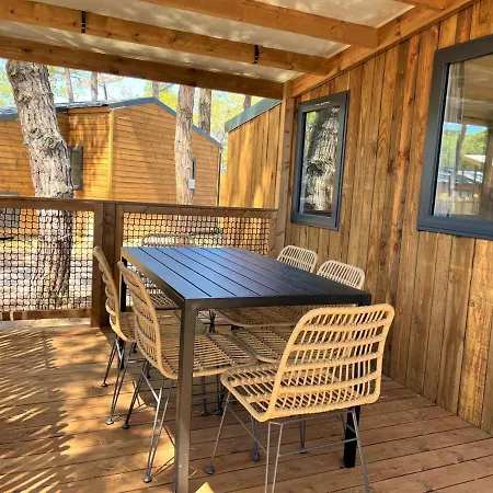 La Tamarissiere Кемпинг