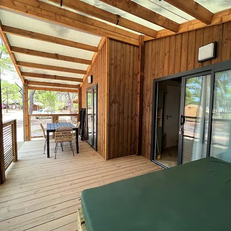 La Tamarissiere Кемпинг