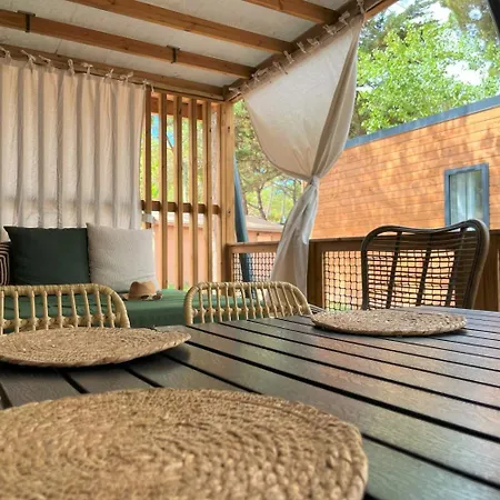 Кемпинг La Tamarissiere *