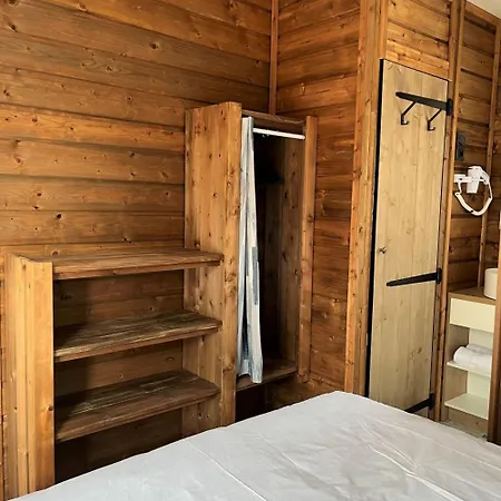 La Tamarissiere 아그