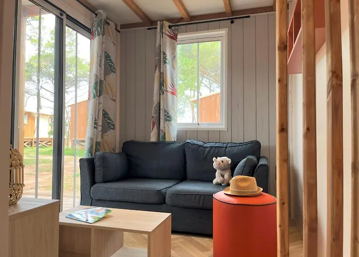 La Tamarissiere * آجد